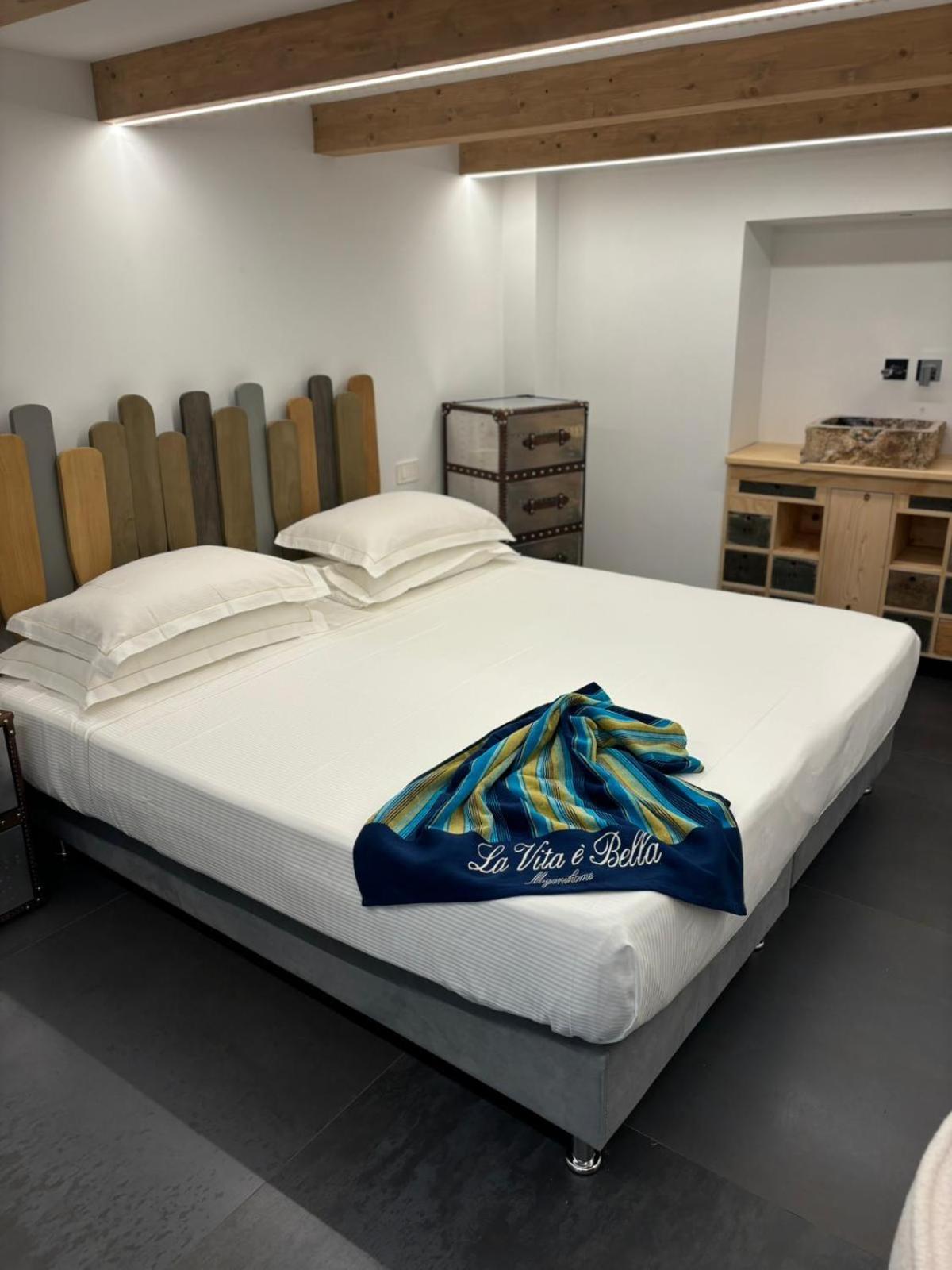 J Luxury Home Tropea Bagian luar foto